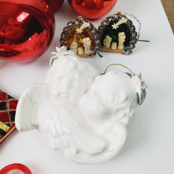 Lot of 53 Vintage Christmas Holiday Ornaments Beautiful Handmade & Store Bought - Picture 5 of 12